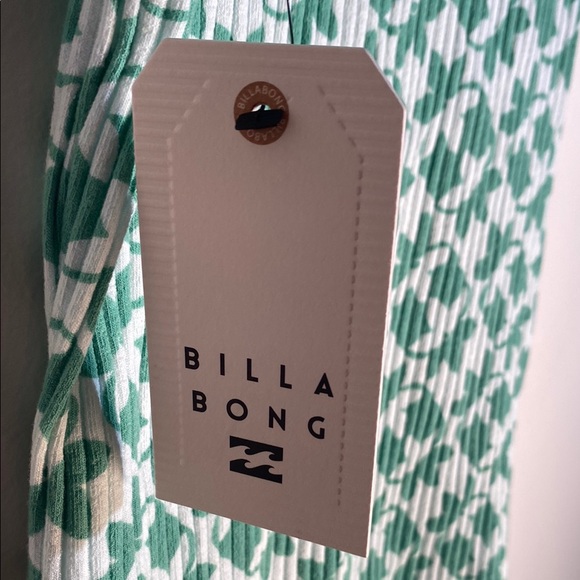 Billabong Green Patterned Tank Top - Picture 10 of 13